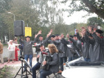 Opening van een rotonde te Uithoorn